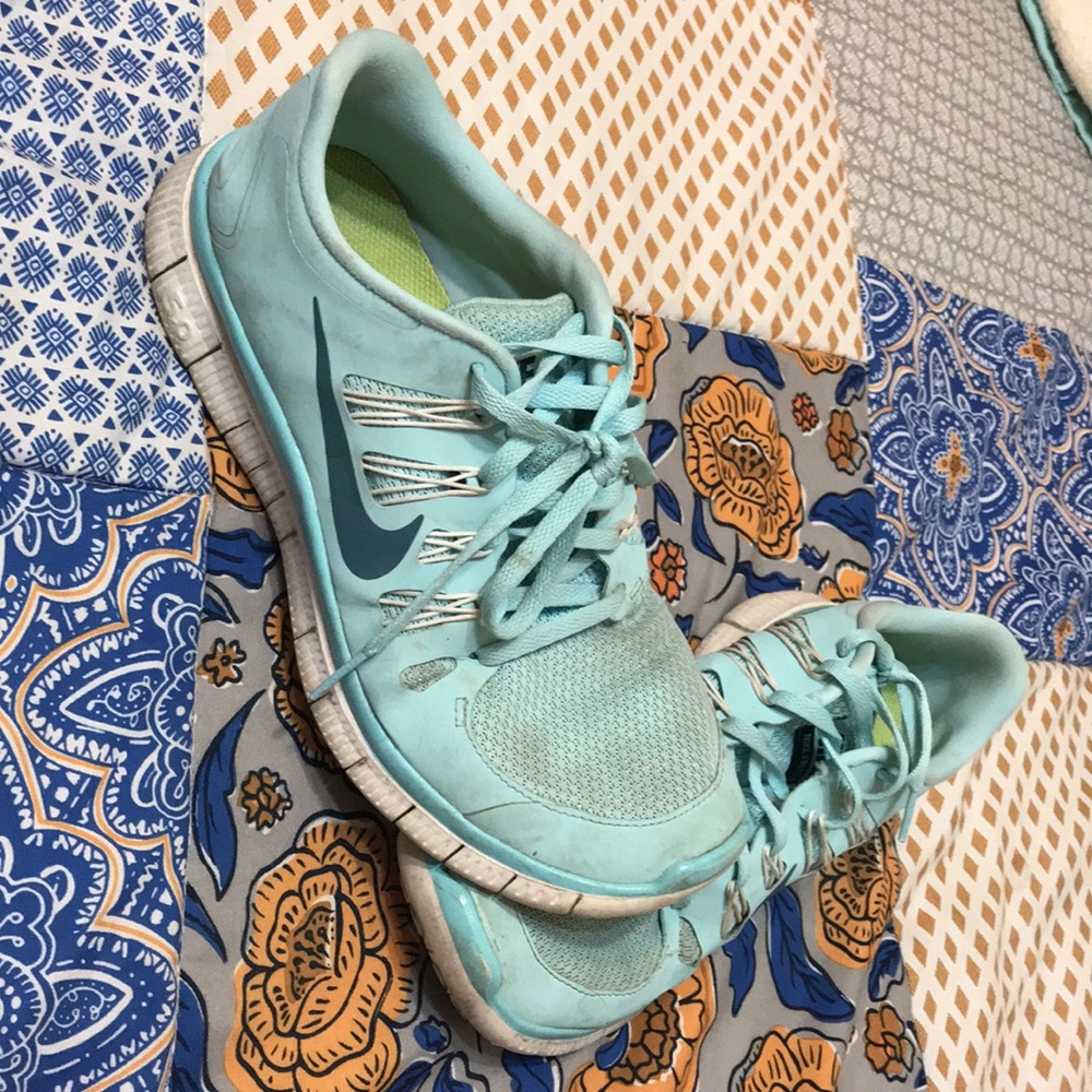 Nike free run size 10!